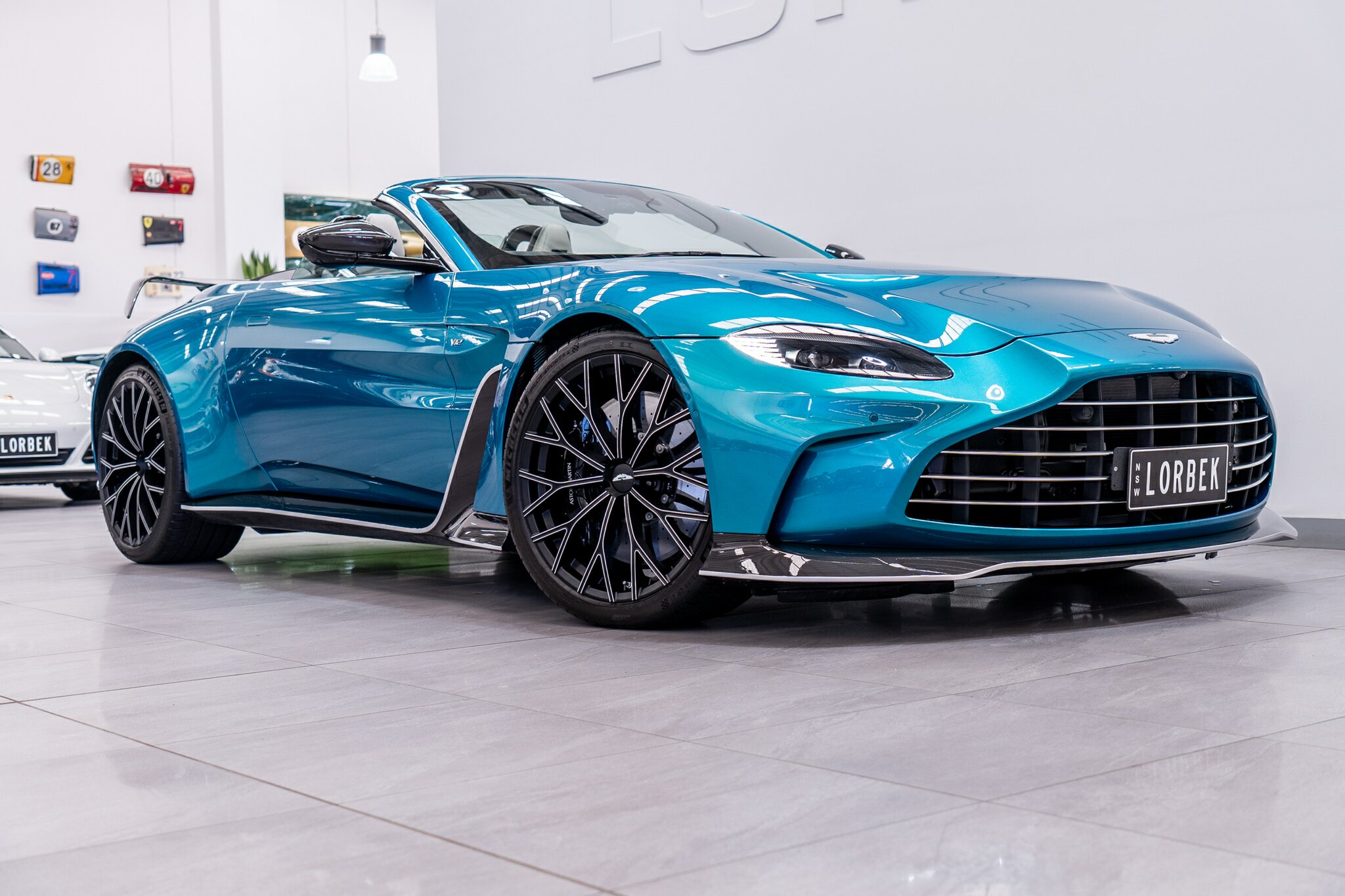 2022 aston martin v12 my23 vantage 8 sp automatic 2d roadster