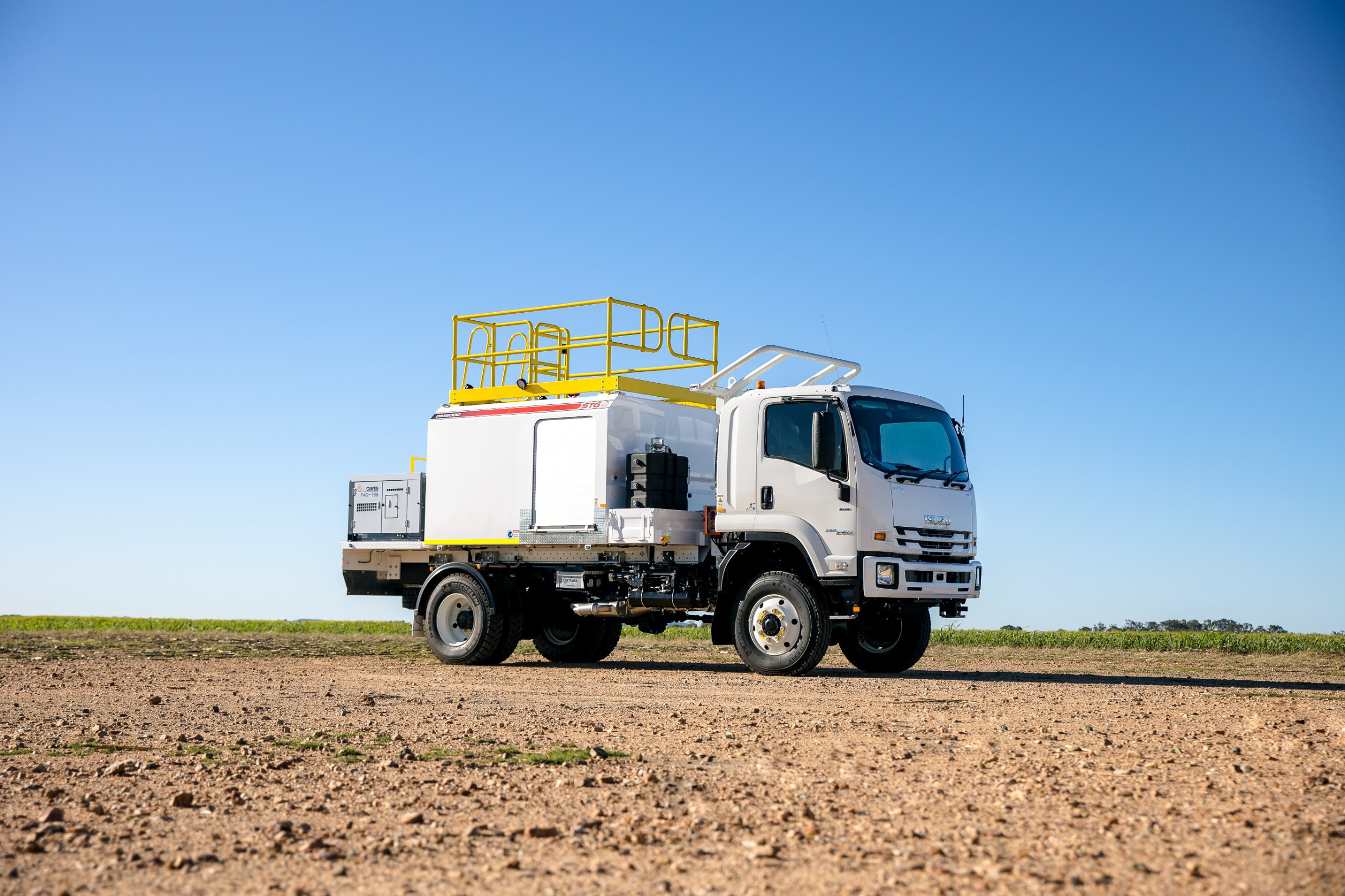 2024 isuzu fts 139-260 automatic fuel truck