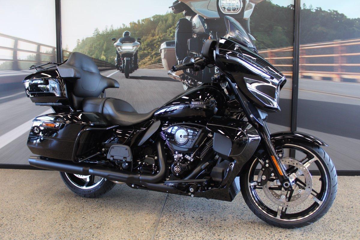 2025 harley-davidson street glide ultra 117 (flhxu) tourer