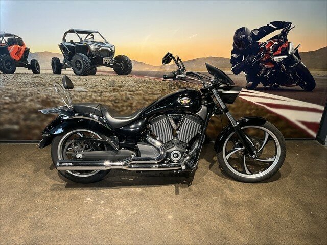 2011 victory vegas 8-ball cruiser