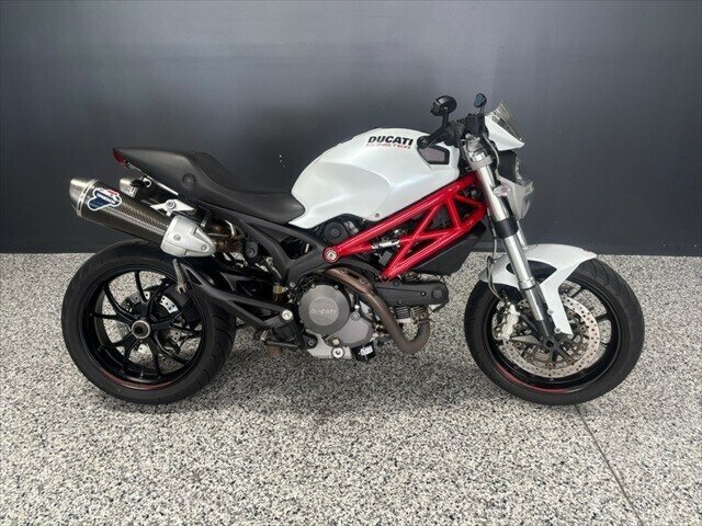 2011 ducati monster 796 abs road