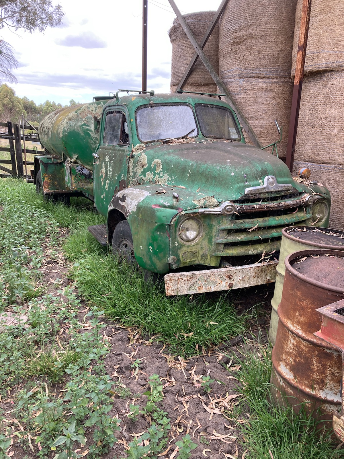 1955 bedford water tanker