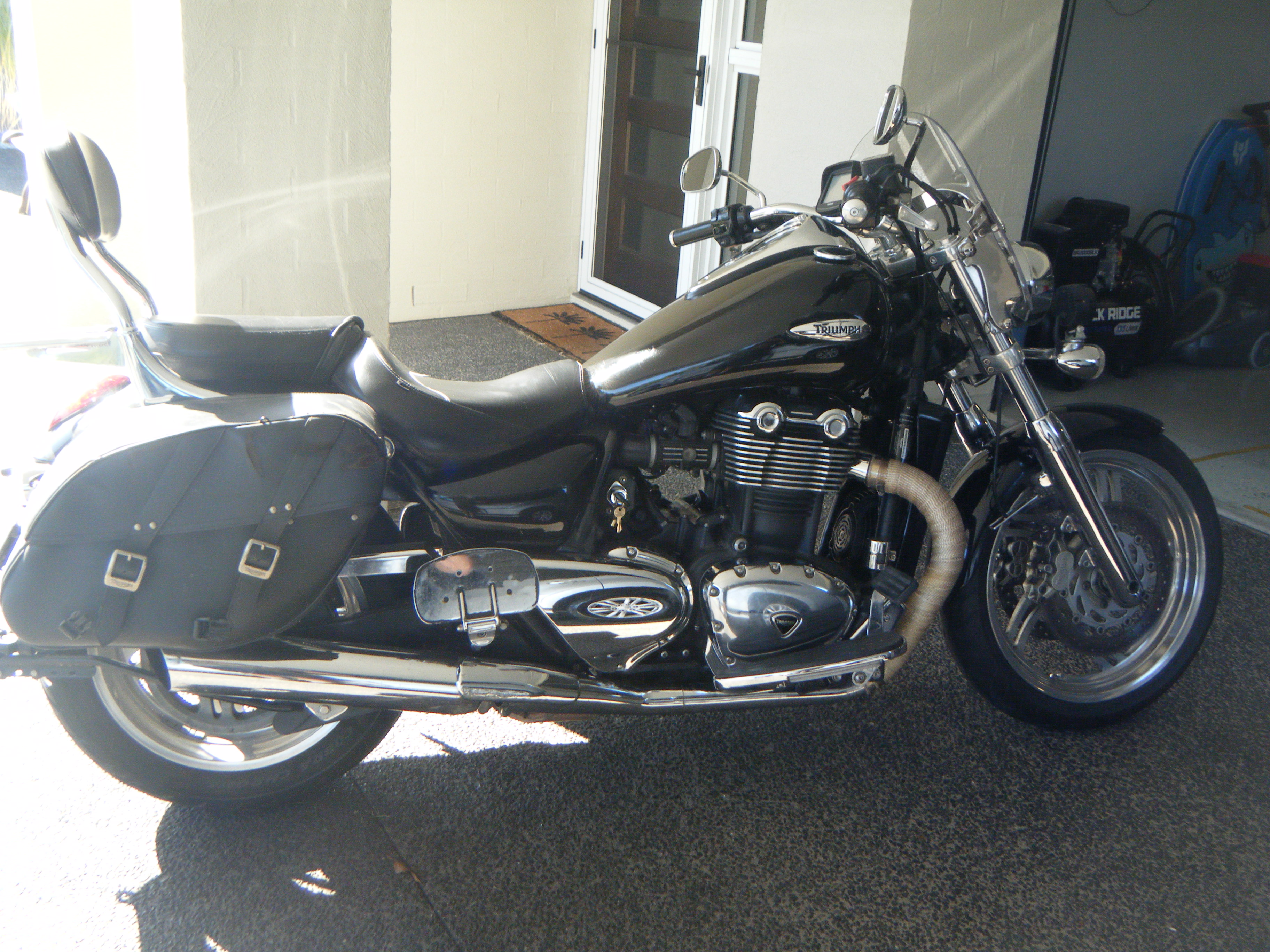 2010 triumph thunderbird 1700cc cruiser 