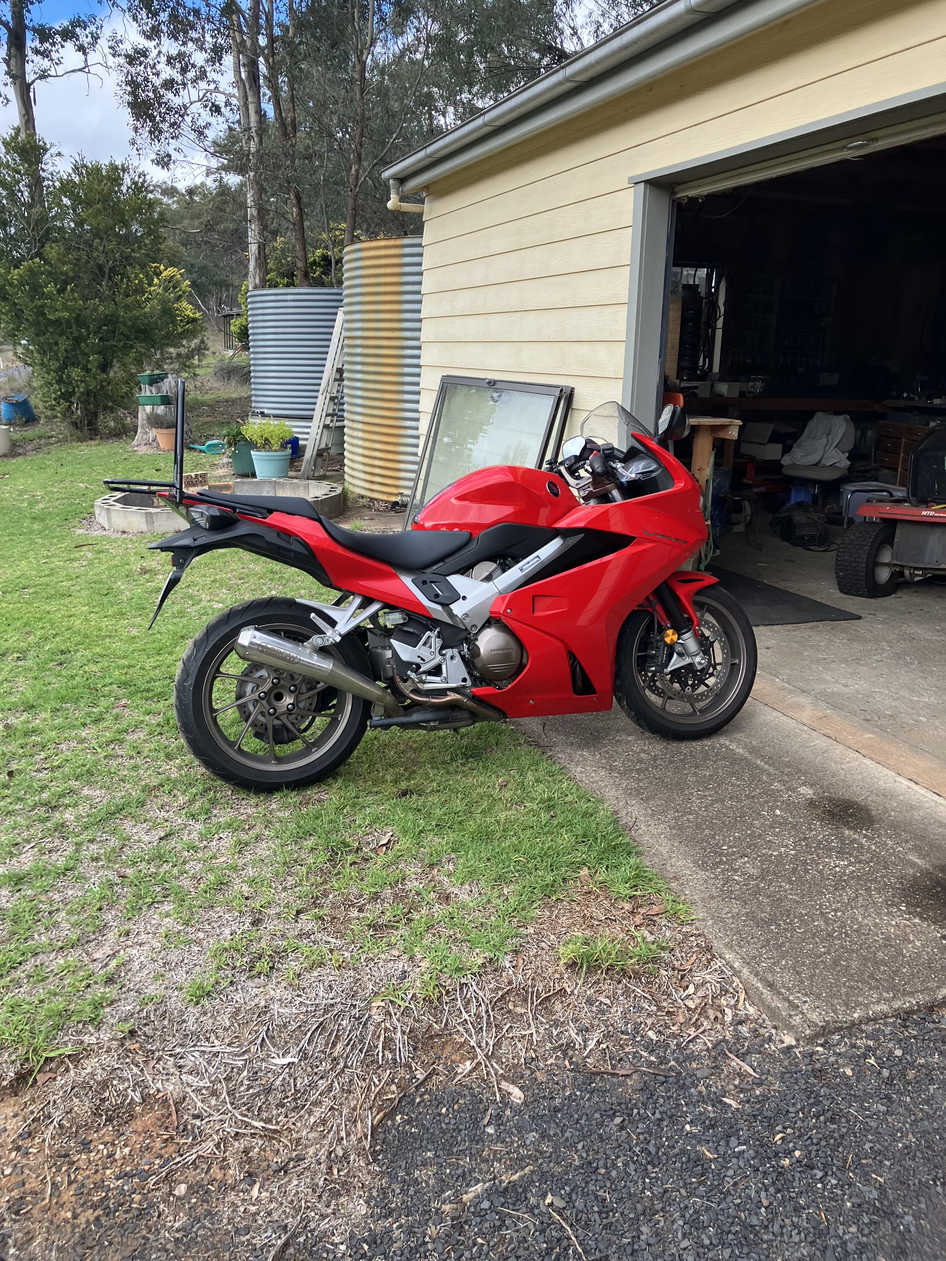 2014 honda vfr800f sports