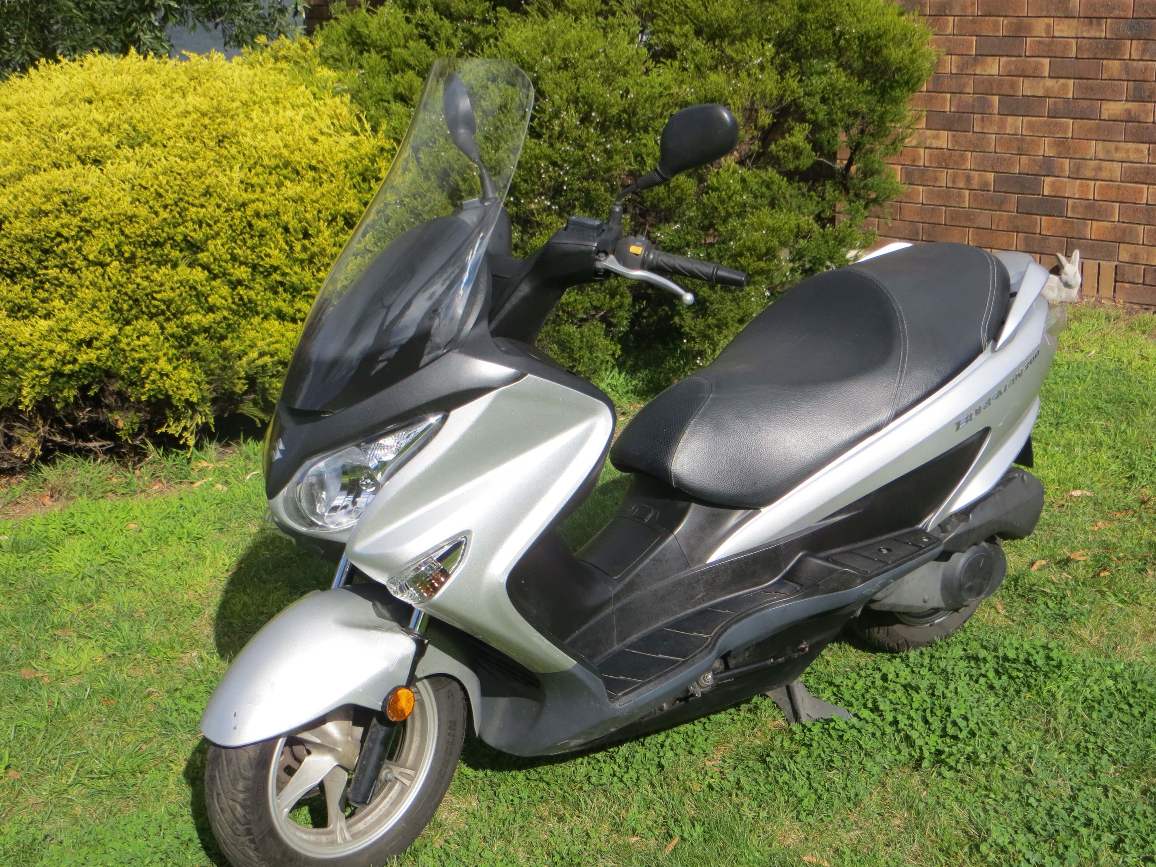 2014 suzuki burgman 200 highway scooter