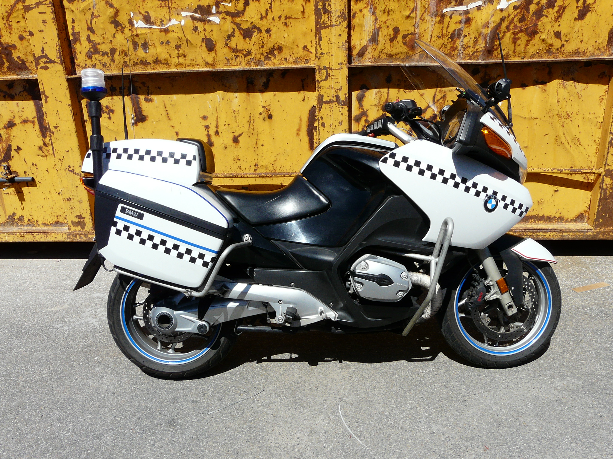 2007 bmw r1200rt police special road