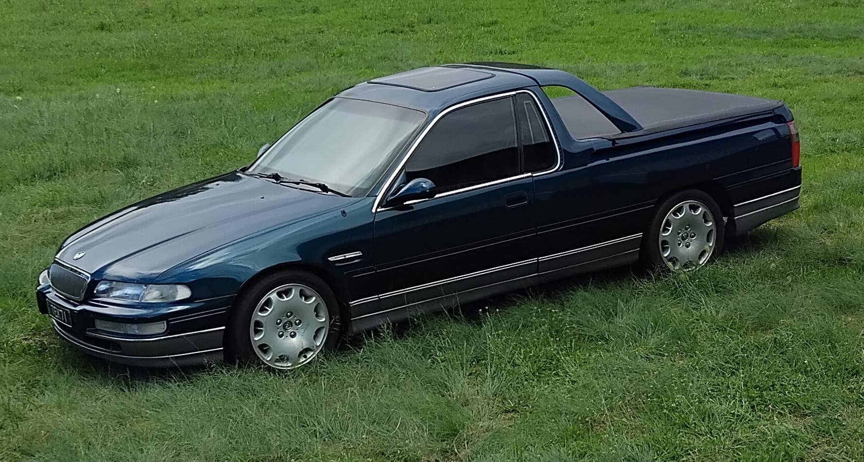 1997 holden caprice vs custom utility