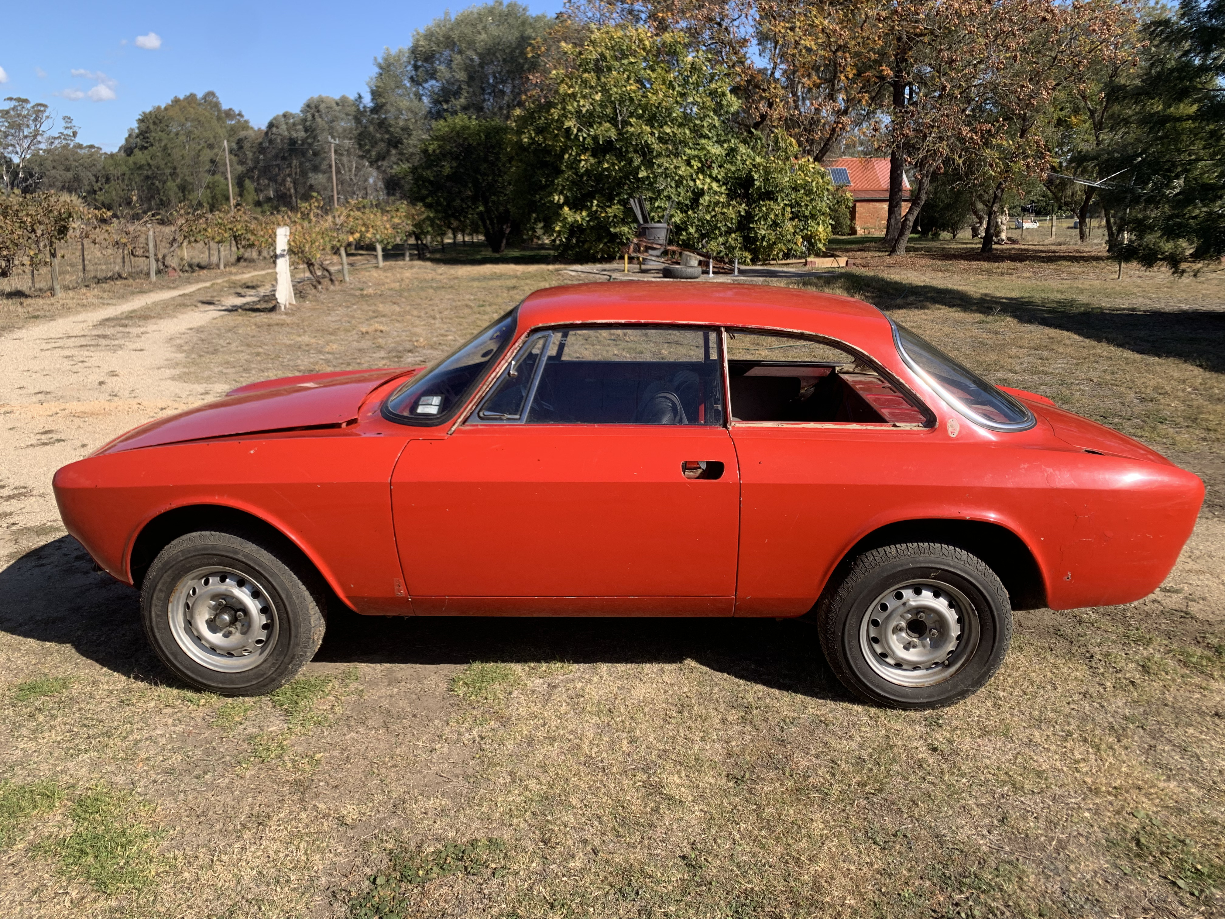 1969 alfa romeo gtv 1750 5 sp manual 2d coupe