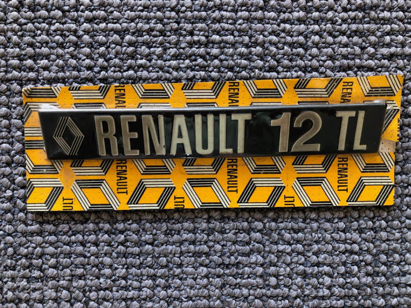 renault 12 tl & ts boot lid badges