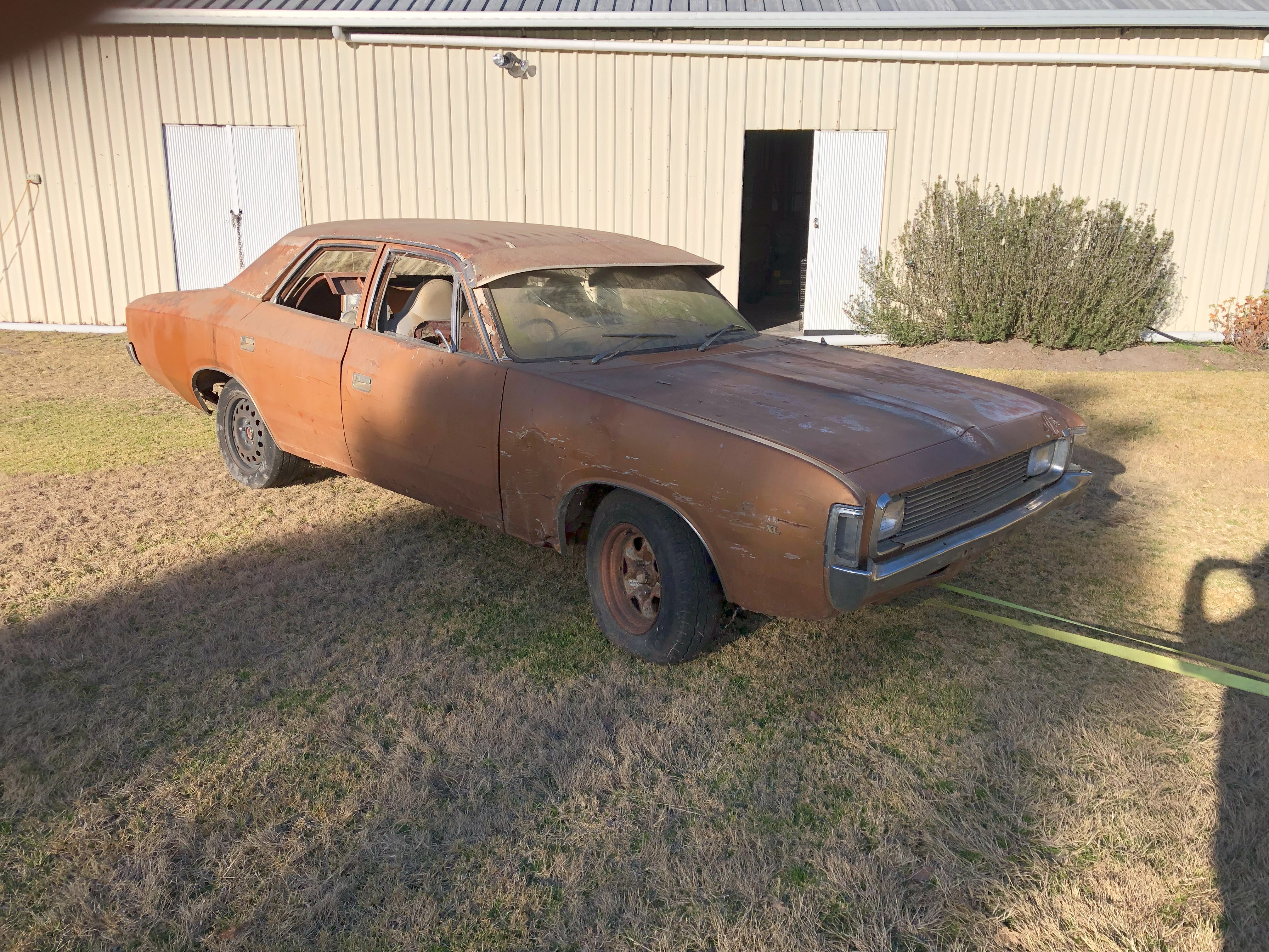 1971 chrysler valiant vh ranger xl sedan