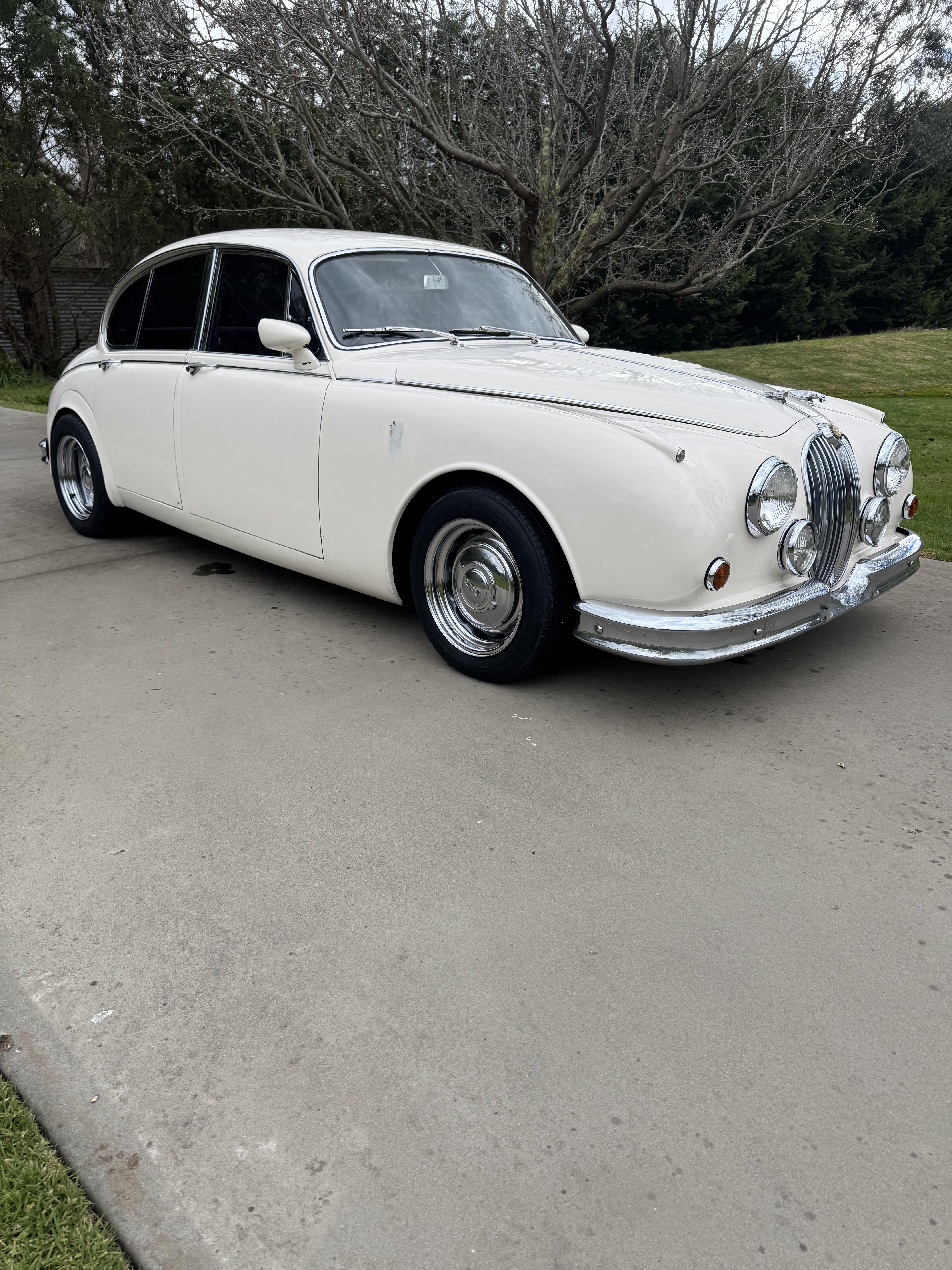 1960 jaguar mk ii 4d sedan