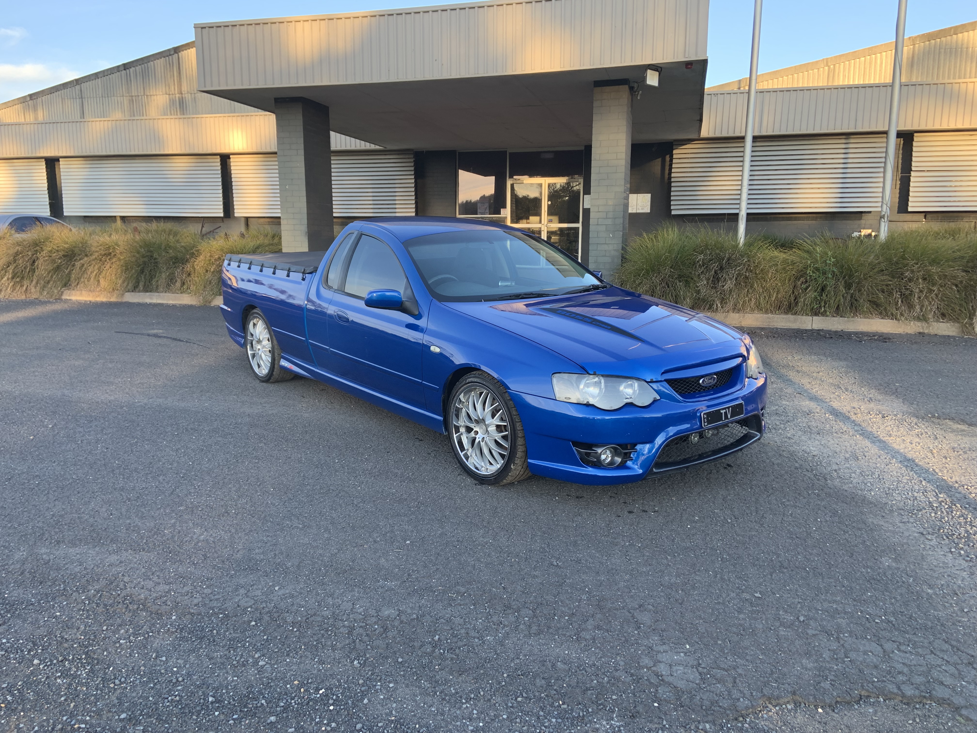 2003 ford falcon ba xr8 5 sp manual utility