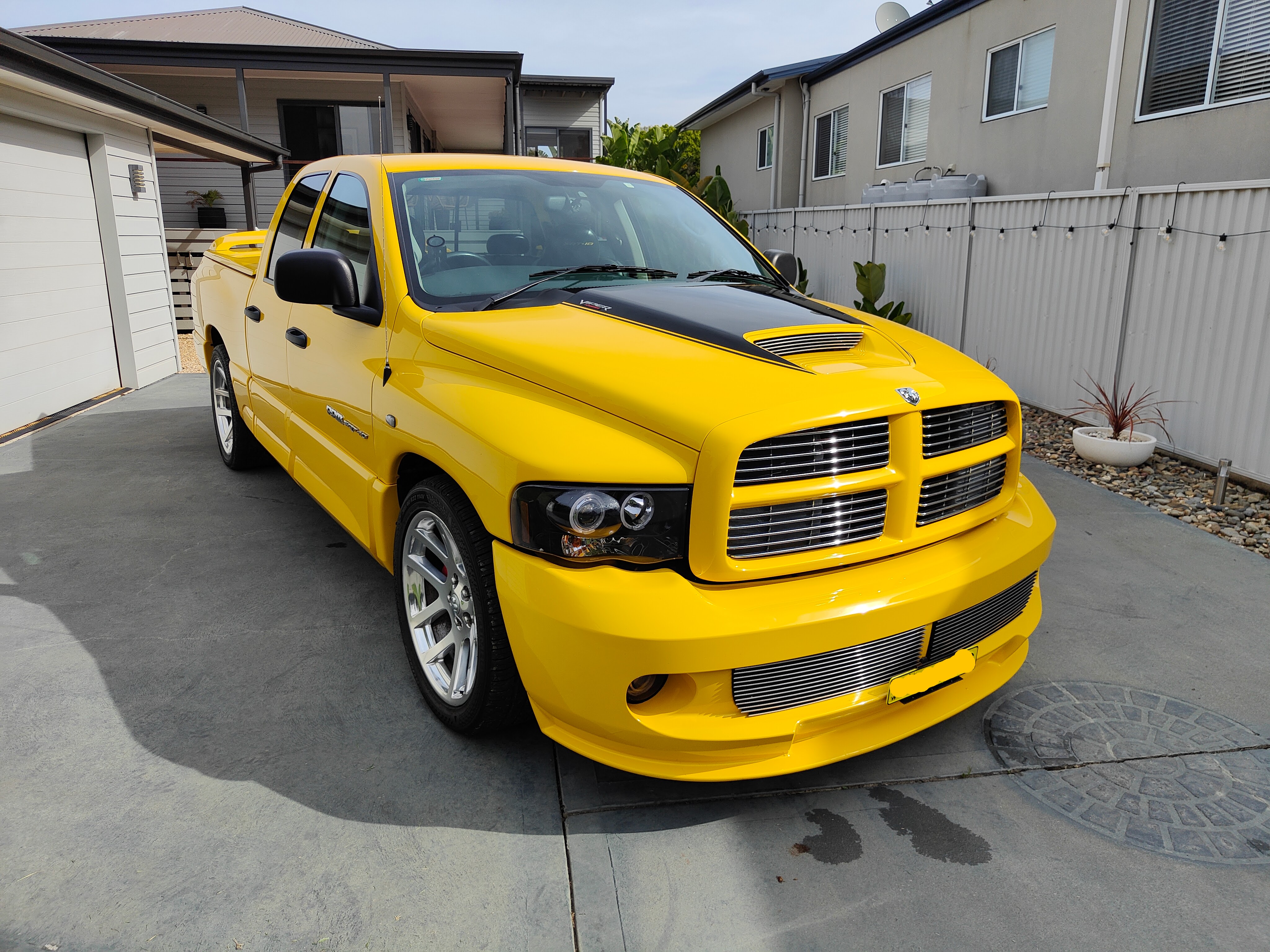 2005 dodge ram srt-10 viper utility 