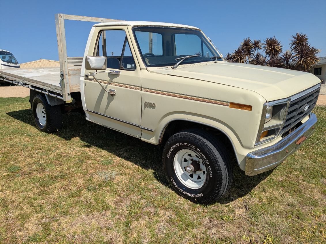 1982 ford f100 4x4 4 sp manual utility 