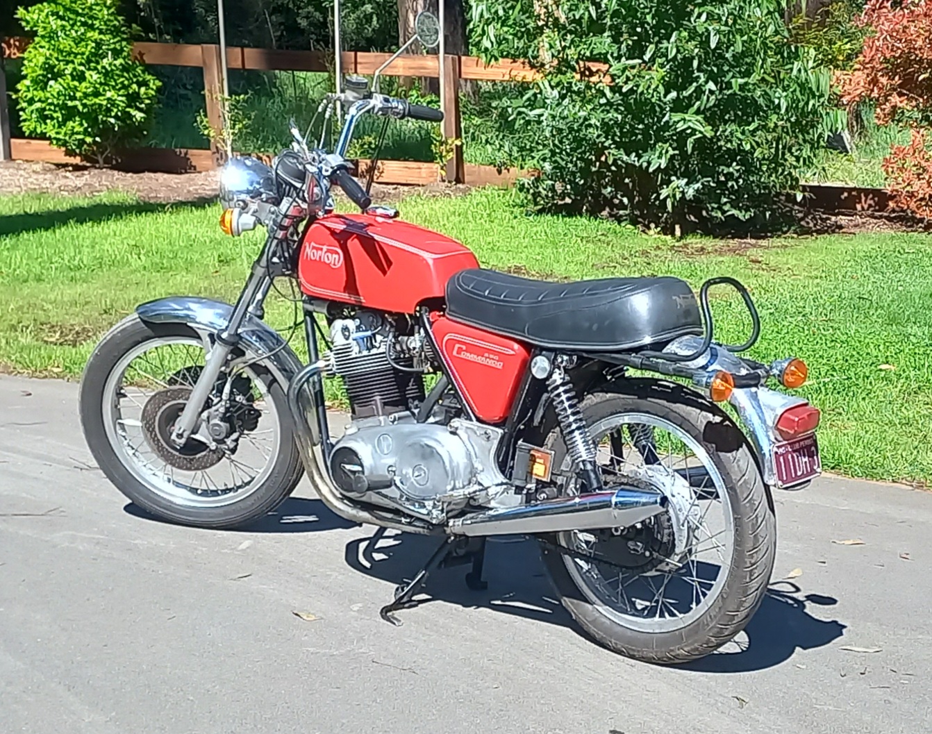 1974 norton commando roadster 