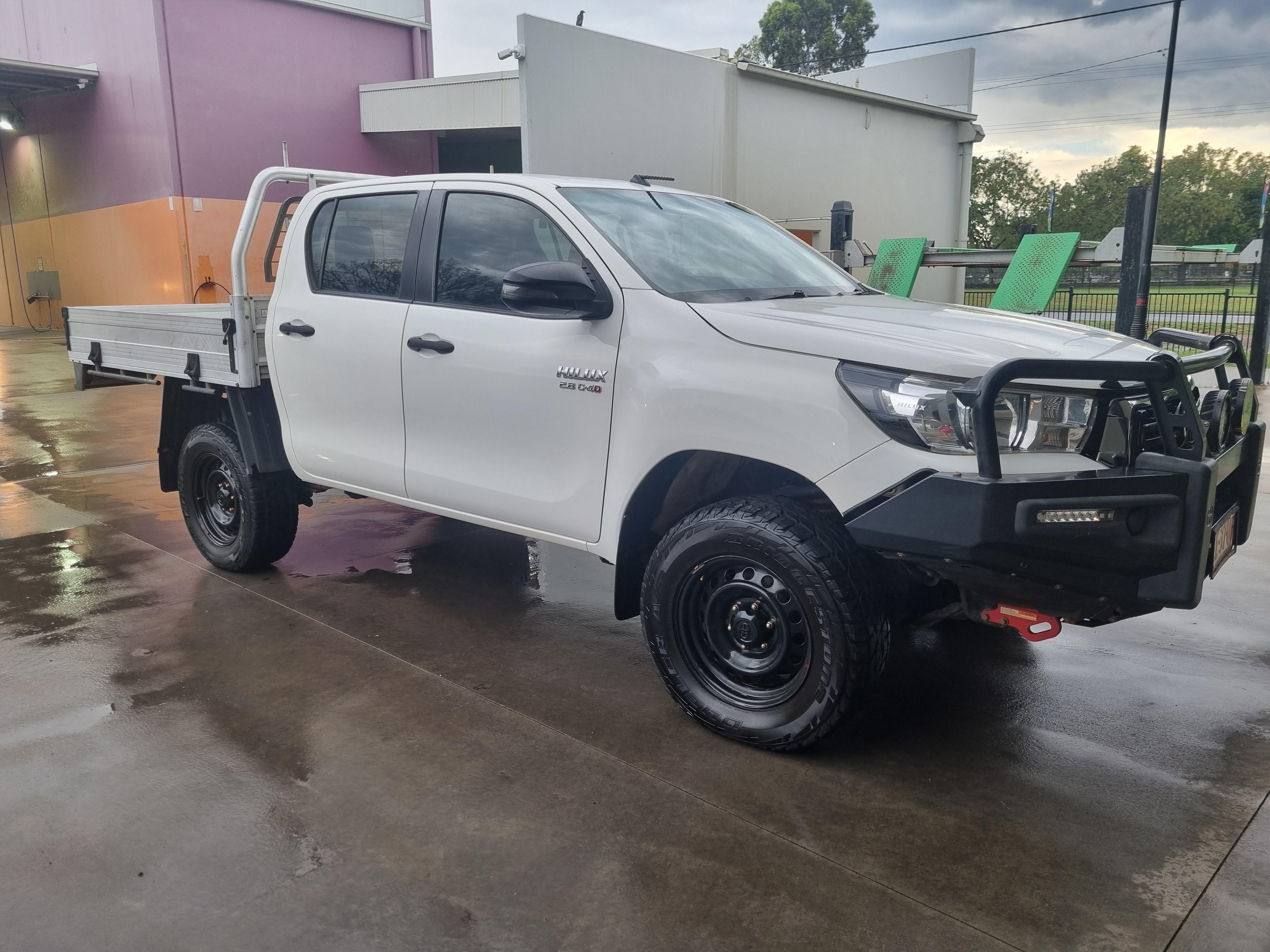 2018 toyota hilux gun126r sr 4x4 6 sp automatic dual cab utility