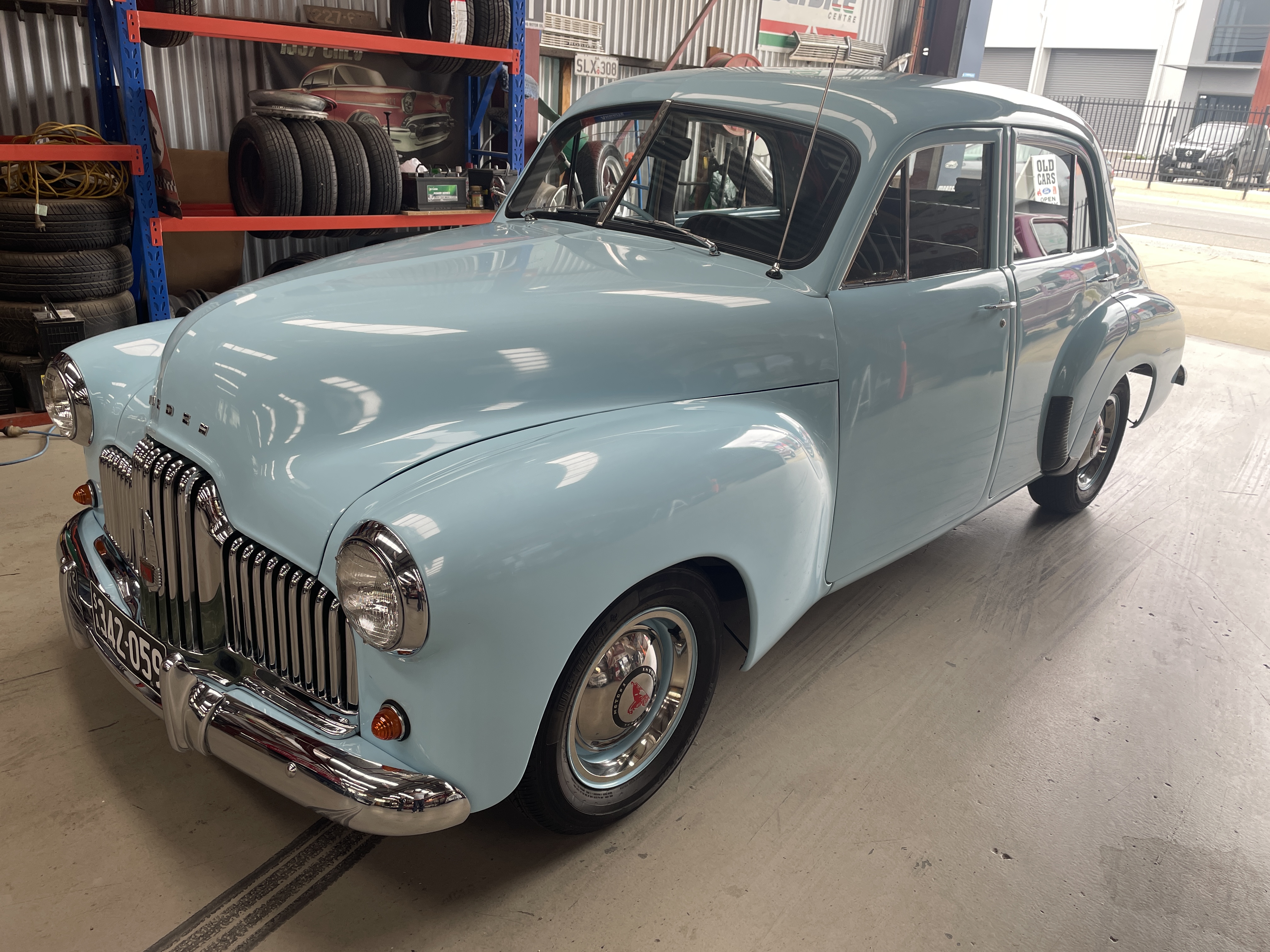 1952 holden 48-215 fx sedan