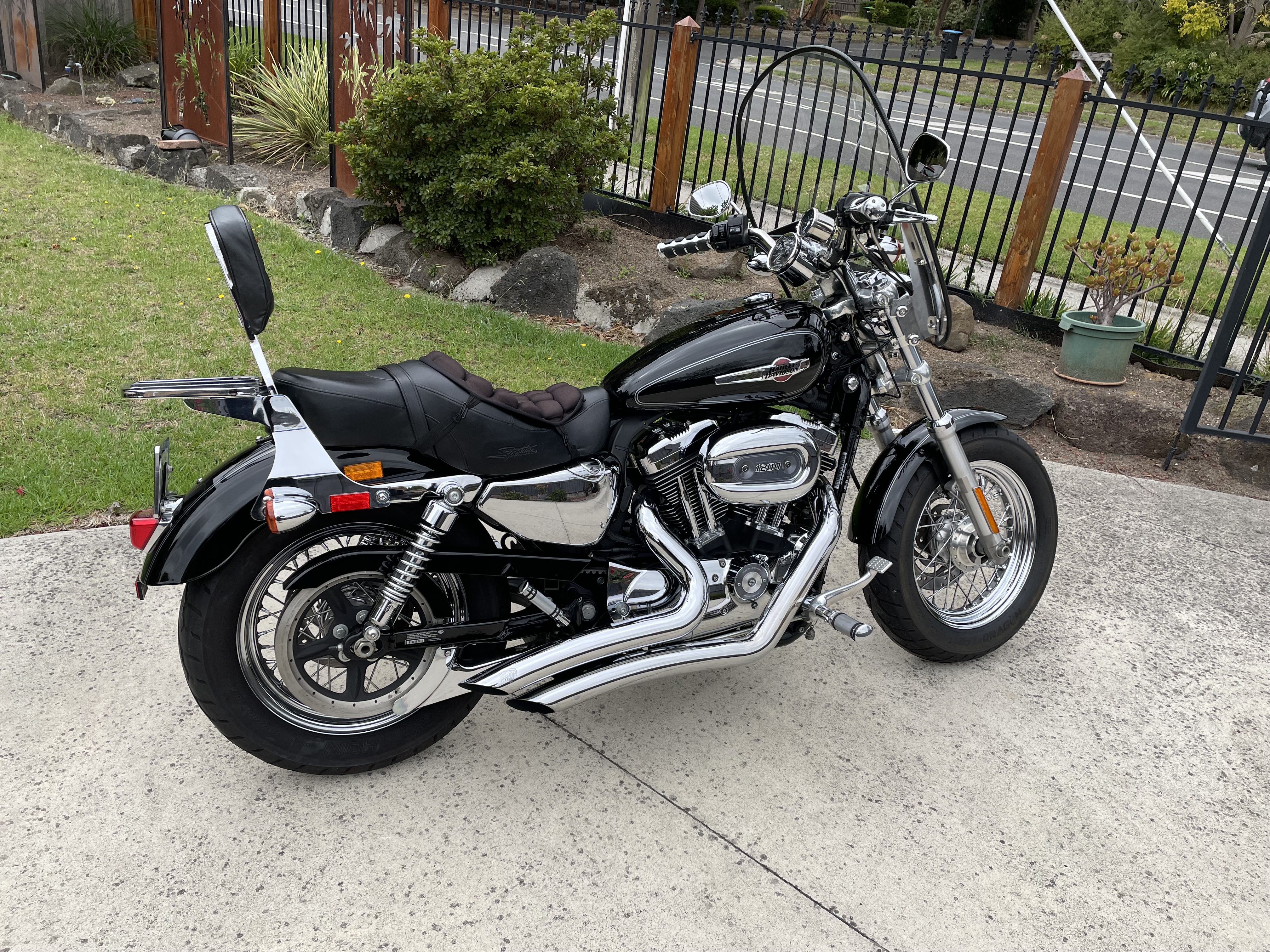 2012 harley-davidson xl1200c 1200 custom cruiser