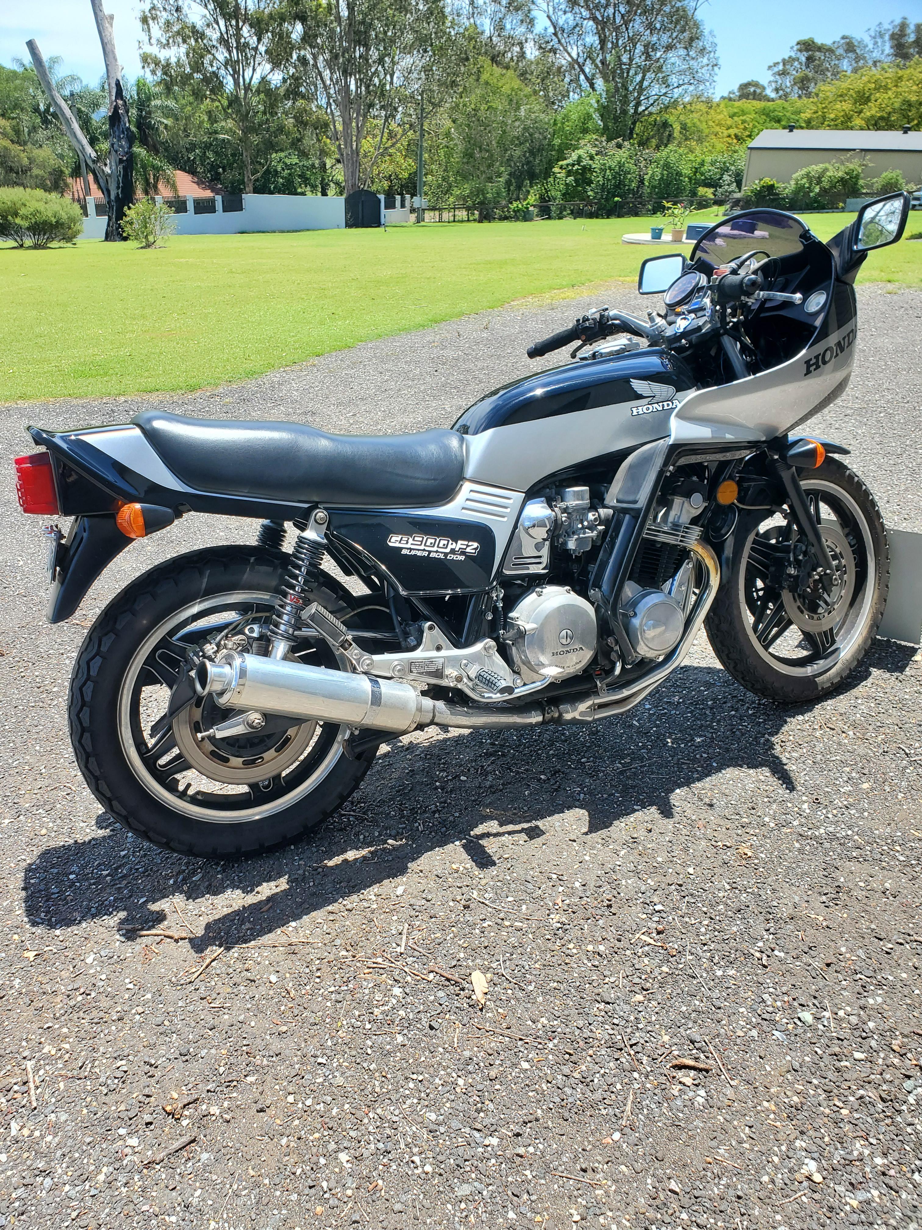 1981 honda cb900f bol d'or road