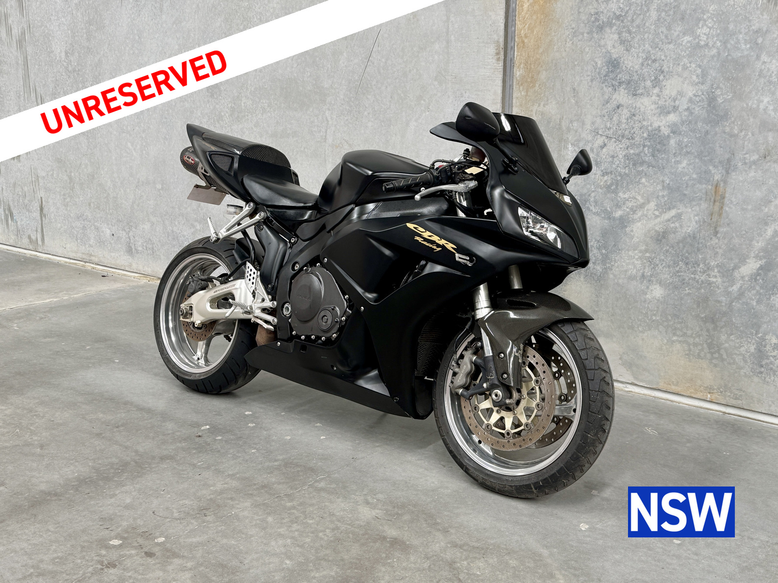 2006 honda cbr1000rr sports