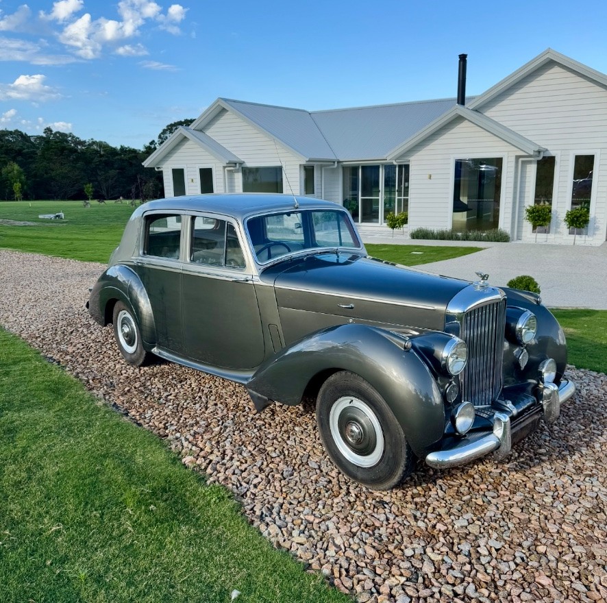 1954 bentley r type automatic saloon 