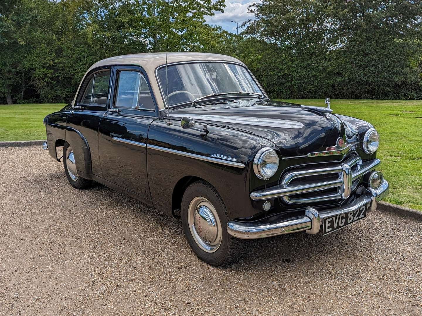 1953 vauxhall velox vagabond