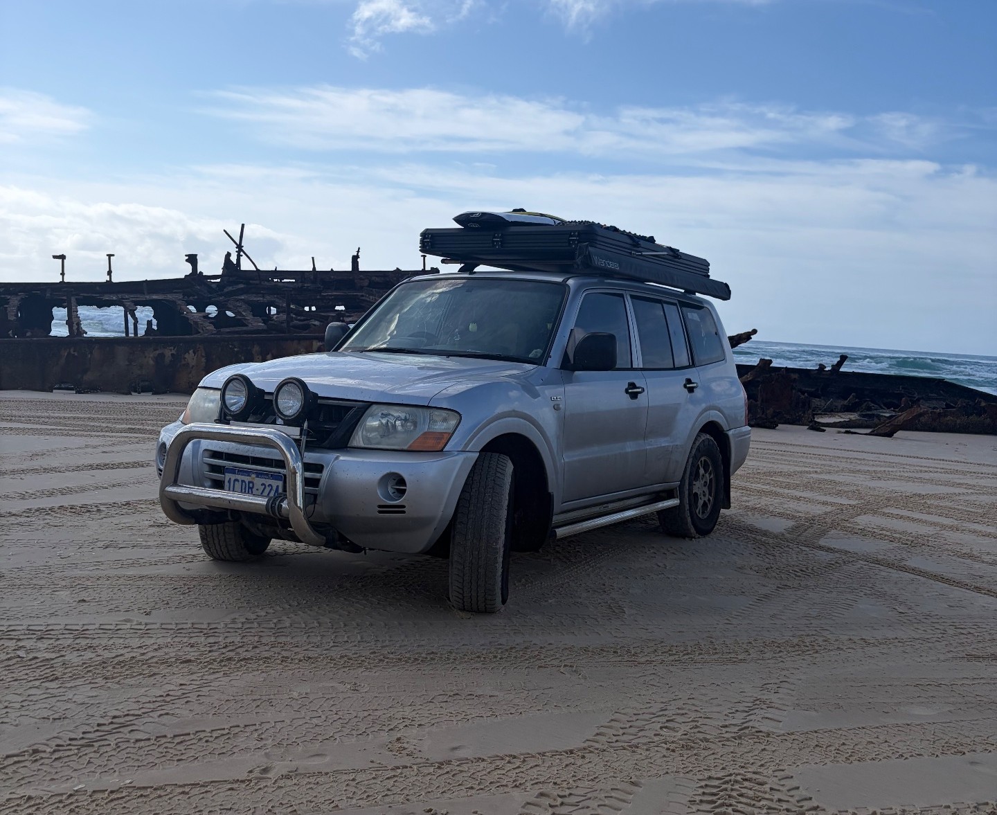 2005 mitsubishi pajero np glx automatic wagon