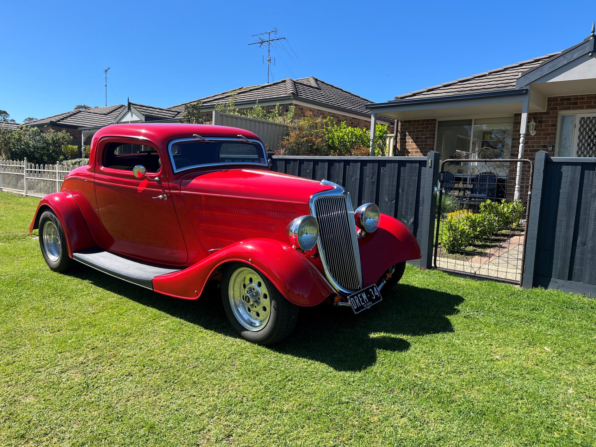 1934 ford 3 window automatic coupe
