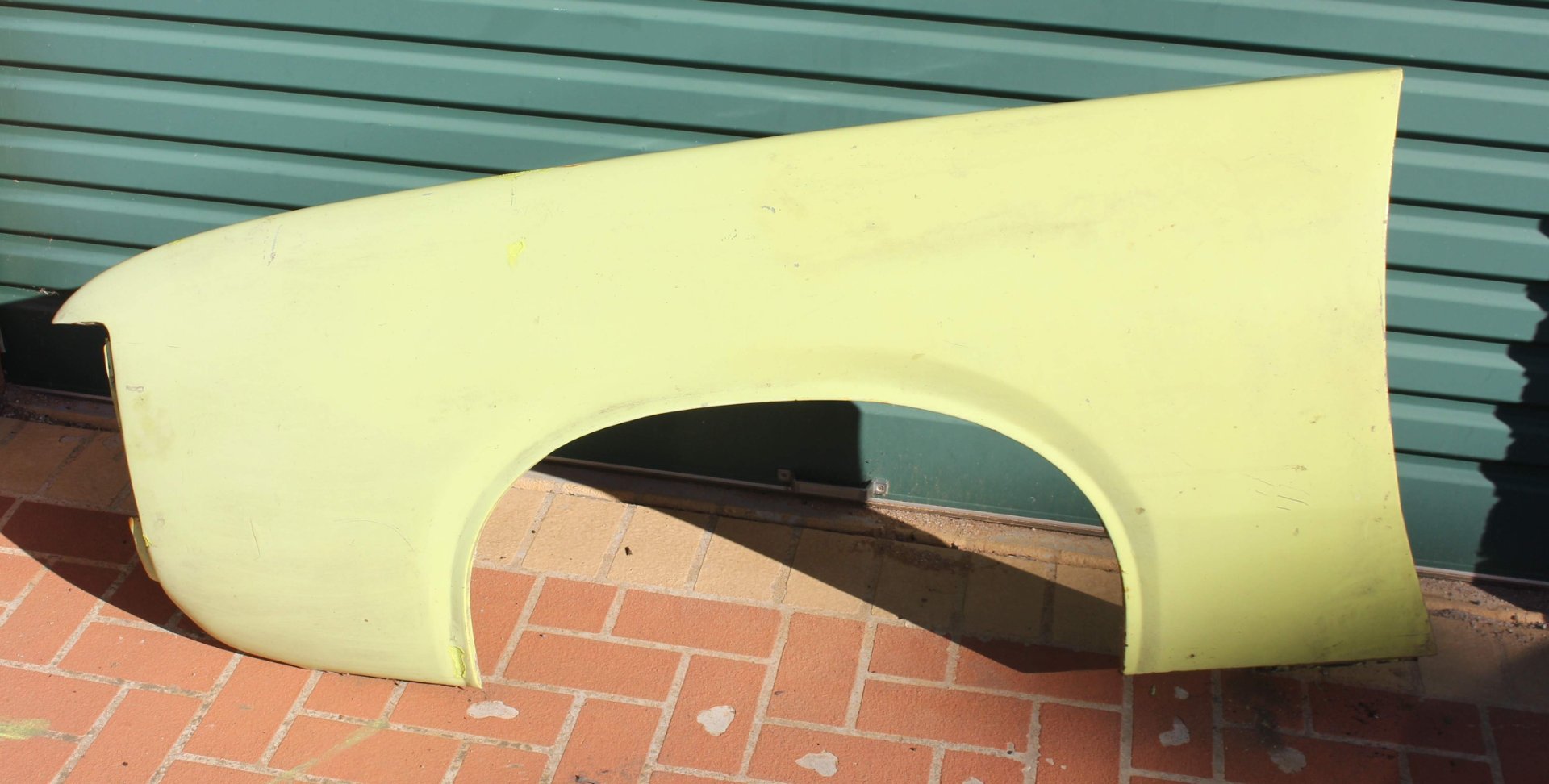 valiant charger lh front mudguard