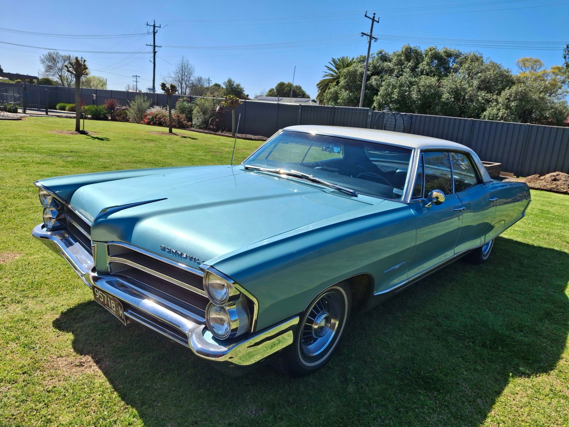 1965 pontiac bonneville automatic sedan 