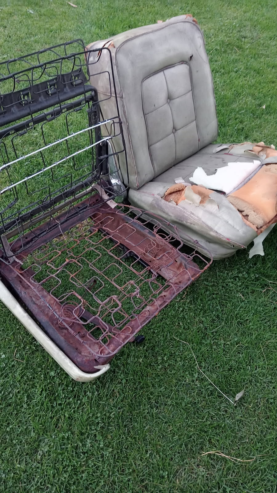ford fairmont bucket seats 