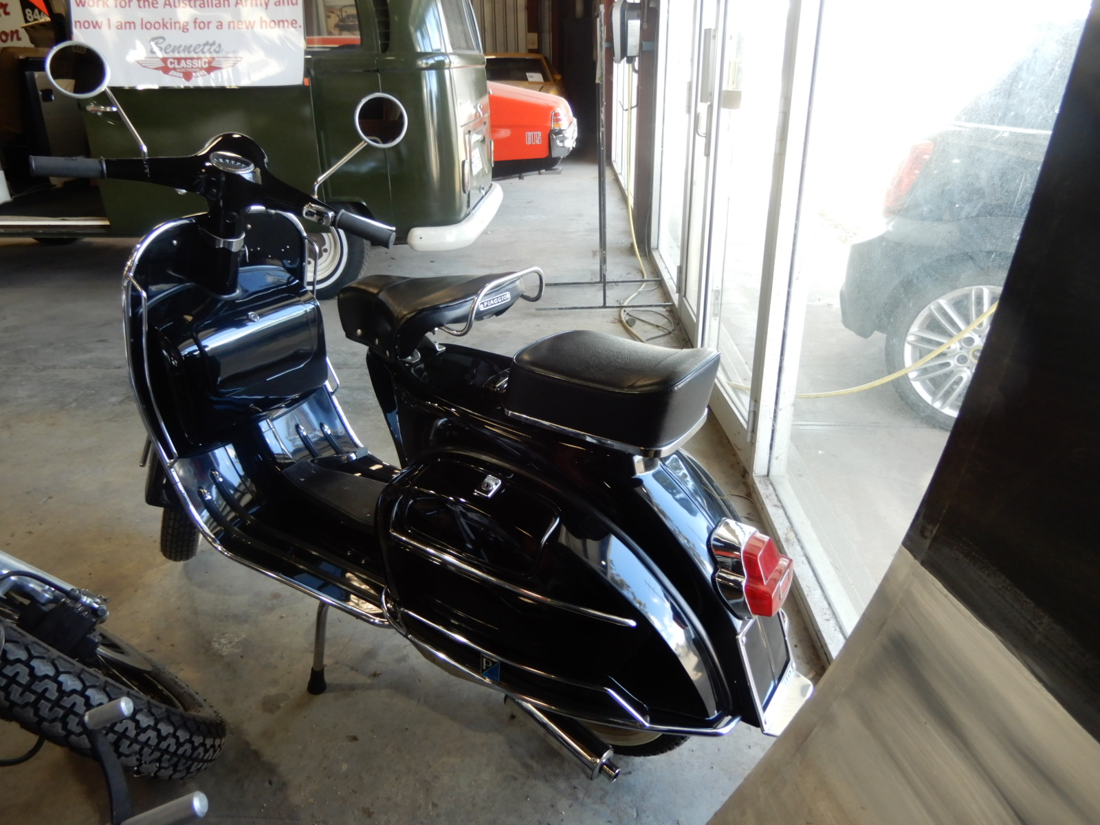 1965 vespa piaggio 150 scooter