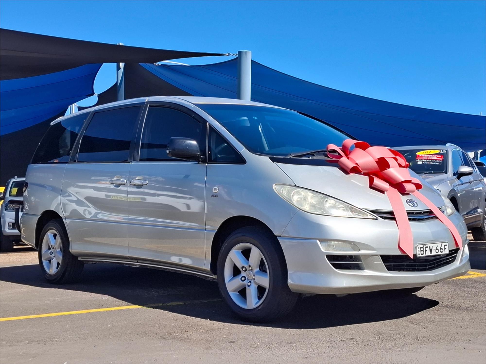 2004 toyota tarago acr30r gli automatic wagon