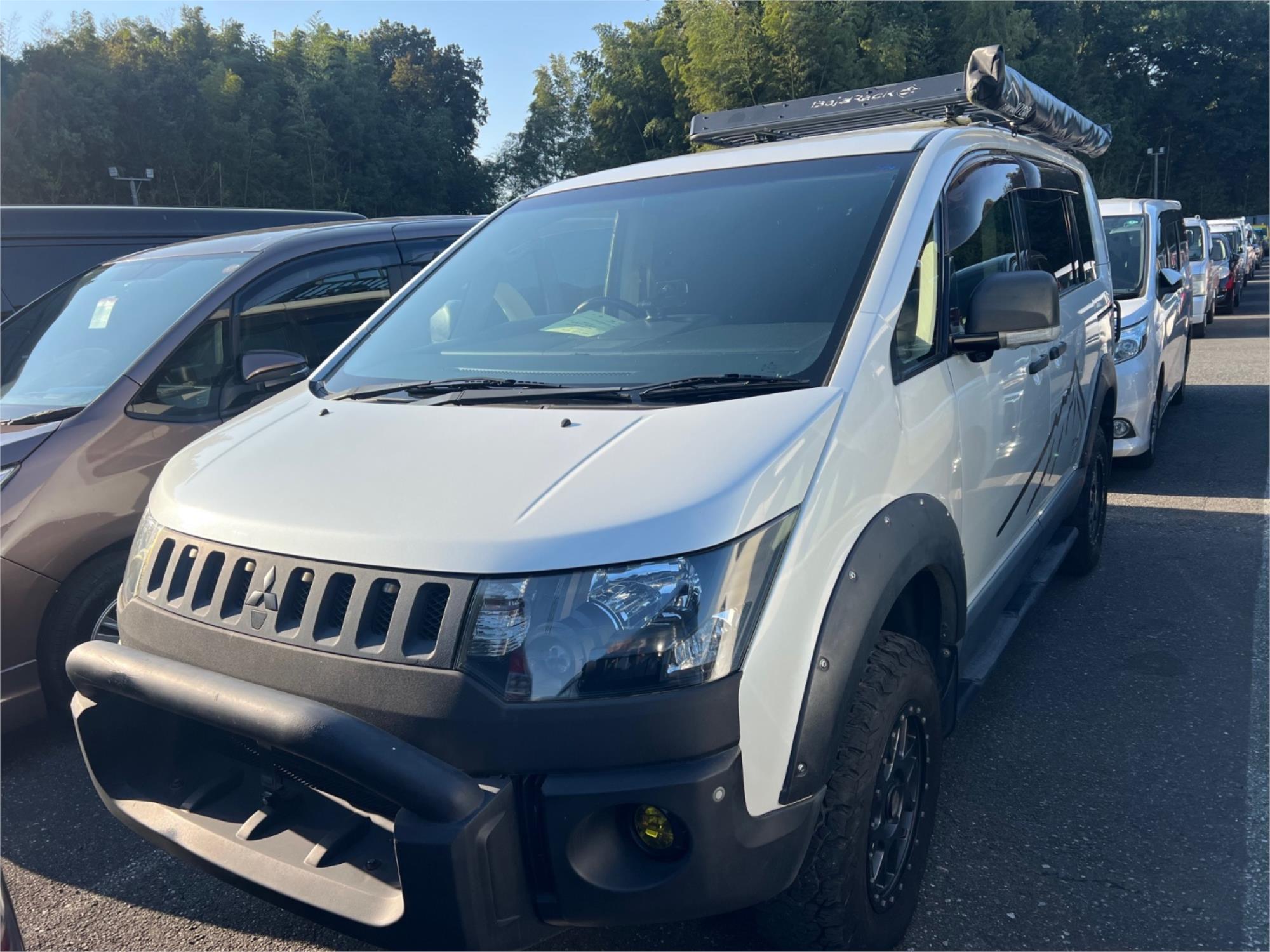 2016 mitsubishi delica automatic wagon