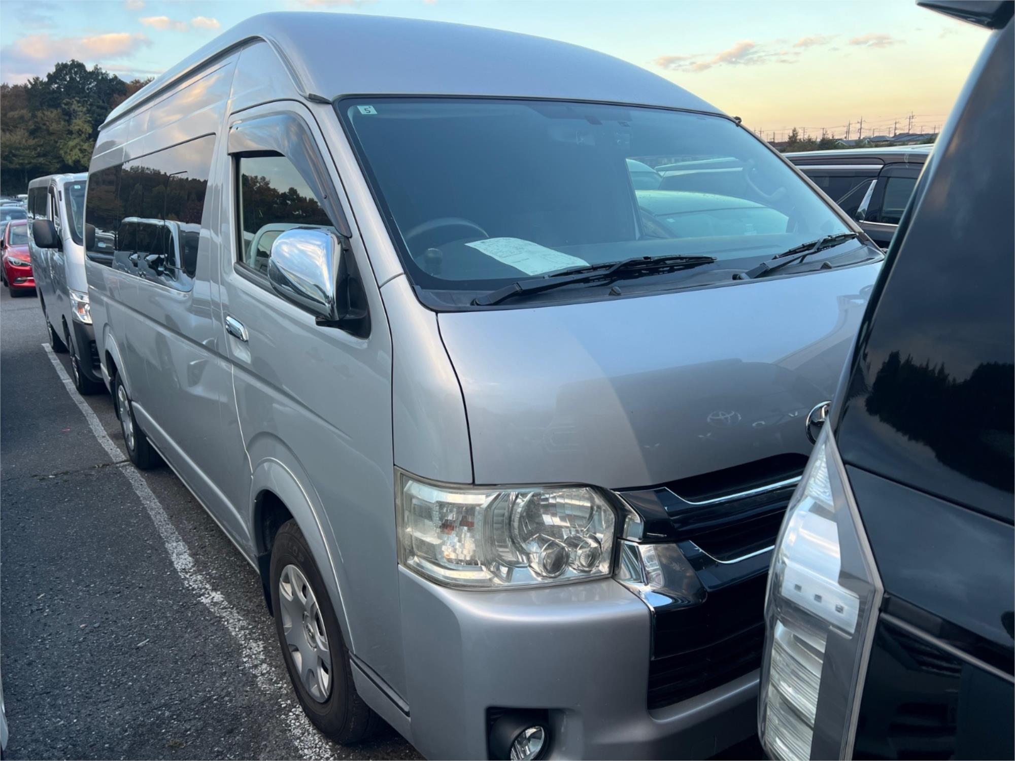 2017 toyota hiace trh229 automatic bus