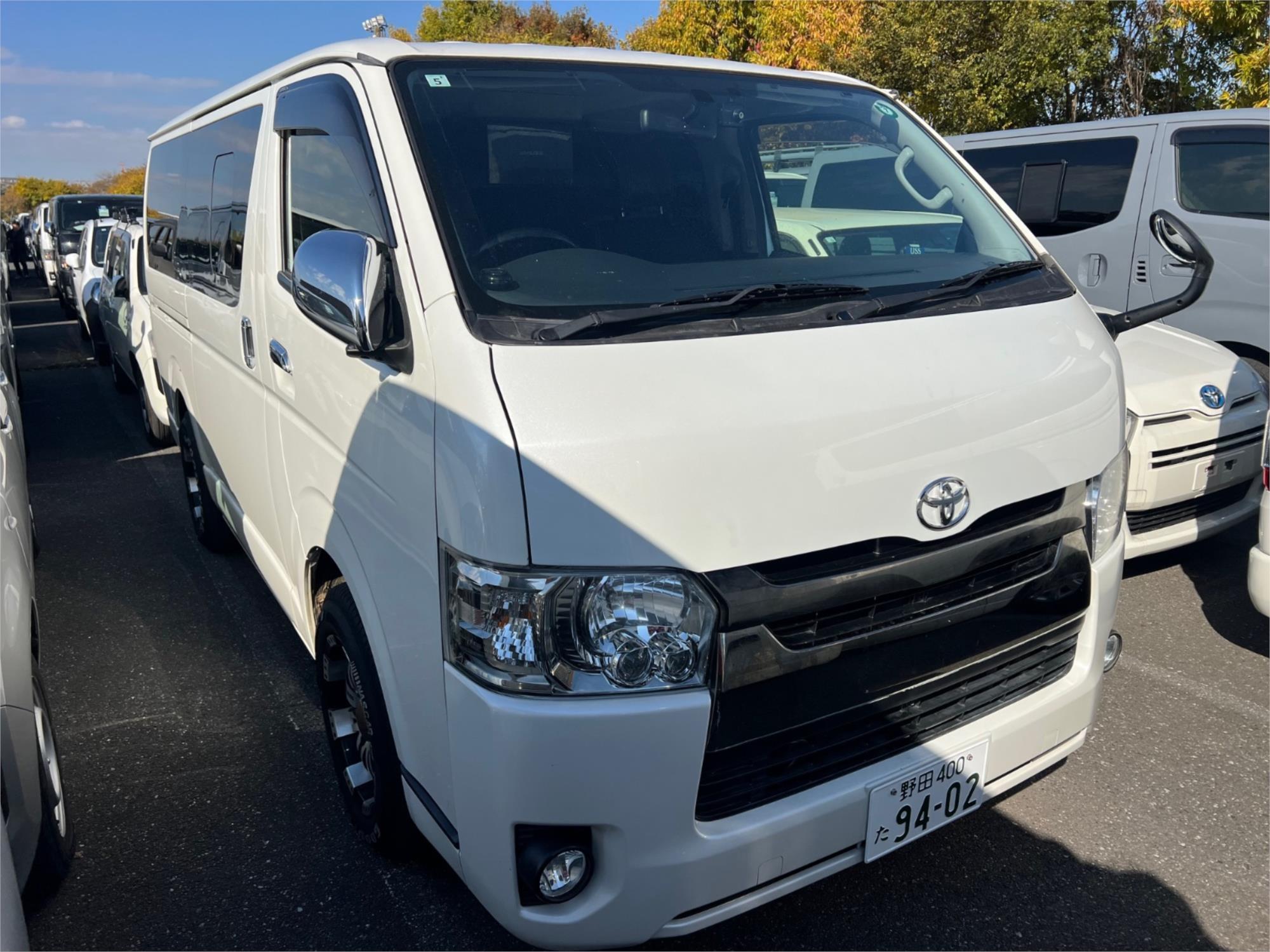 2015 toyota hiace trh200 automatic van