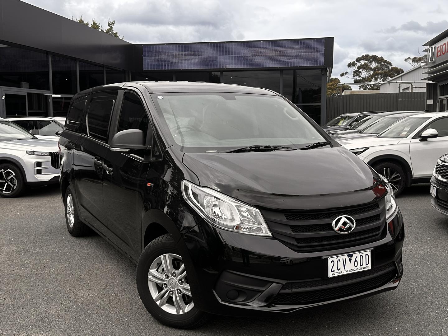 2023 ldv g10 + automatic van