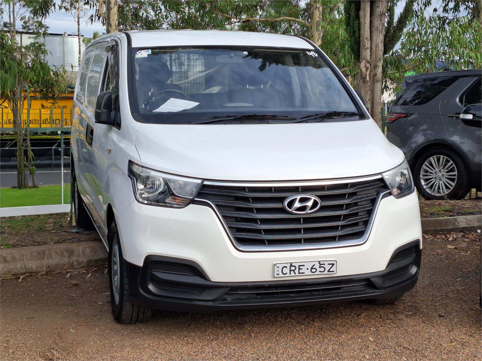 2018 hyundai iload tq4 automatic van