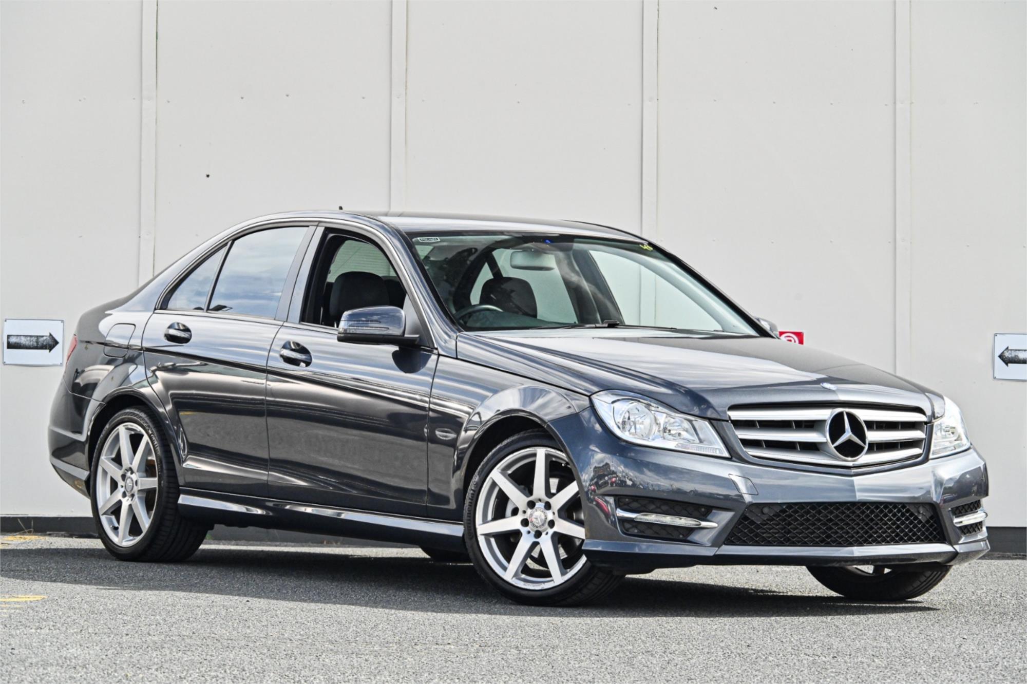 2013 mercedes-benz c-class w204 c200 sports automatic sedan