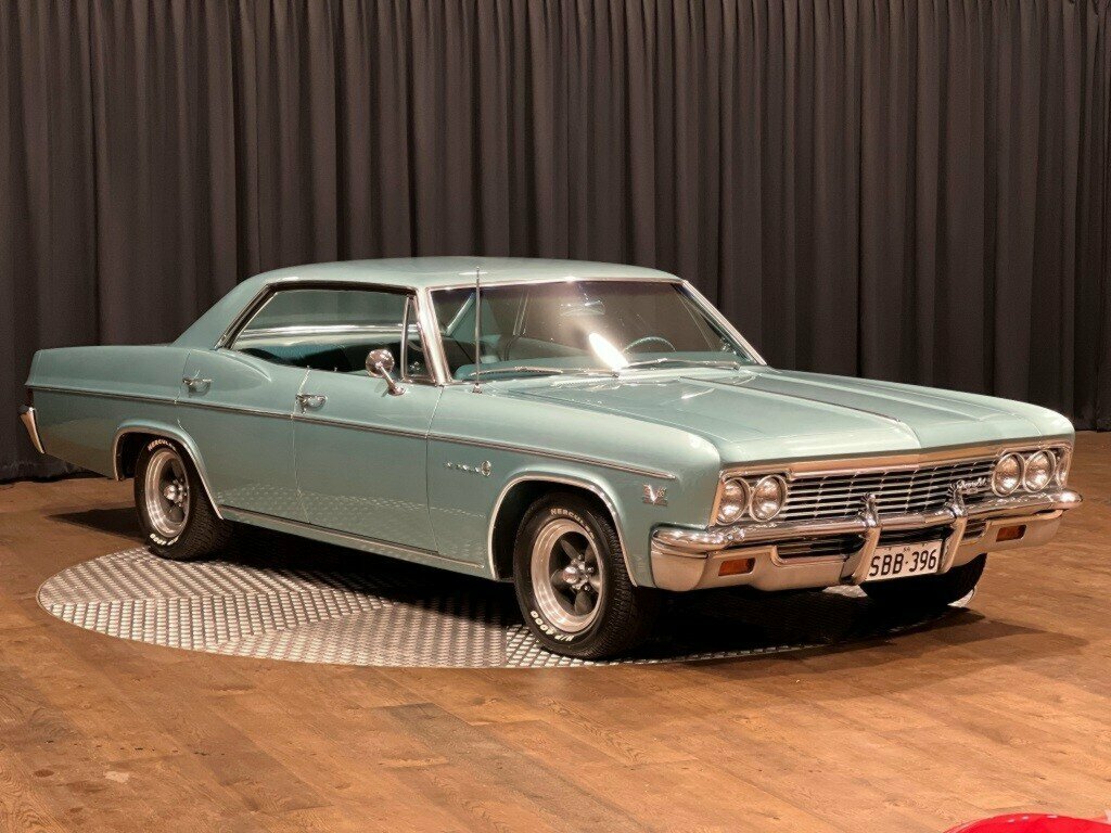 1966 chevrolet impala 3 sp automatic 4d sedan