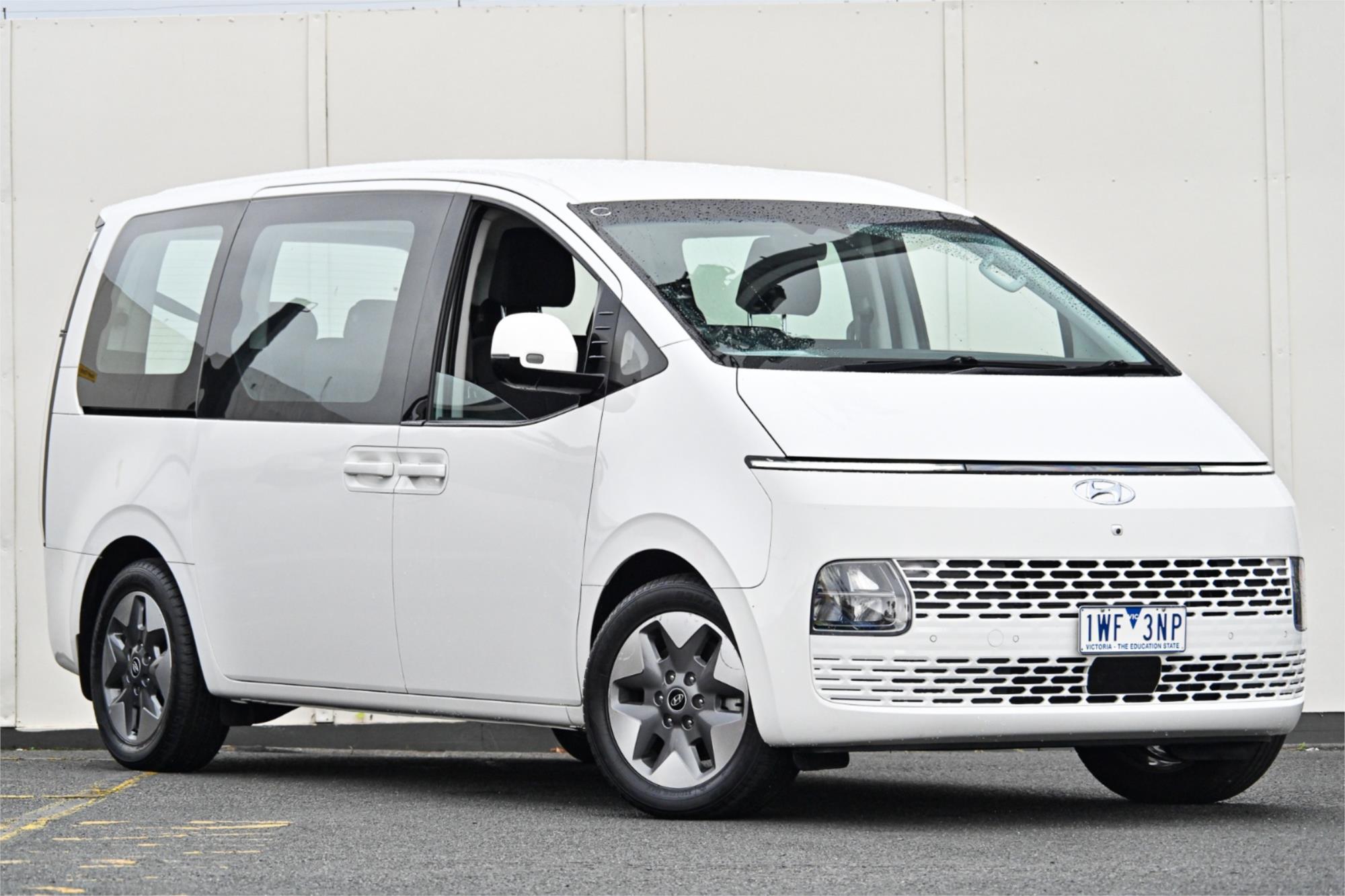 2022 hyundai staria us4.v1 sports automatic wagon