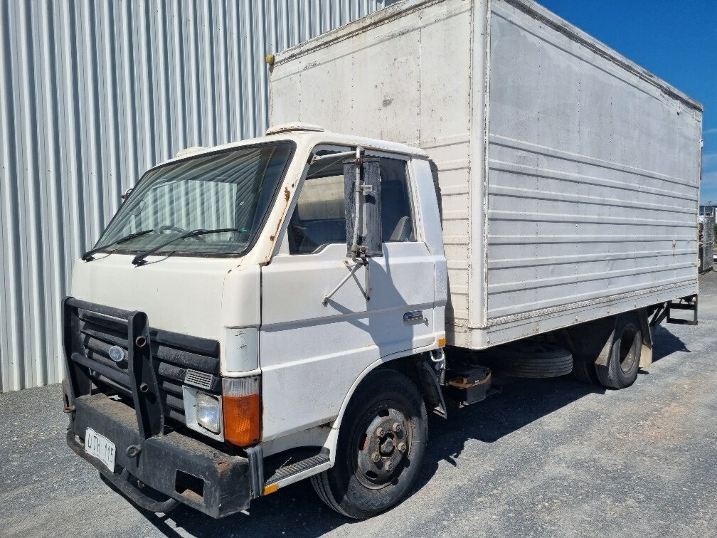 1985 ford manual truck
