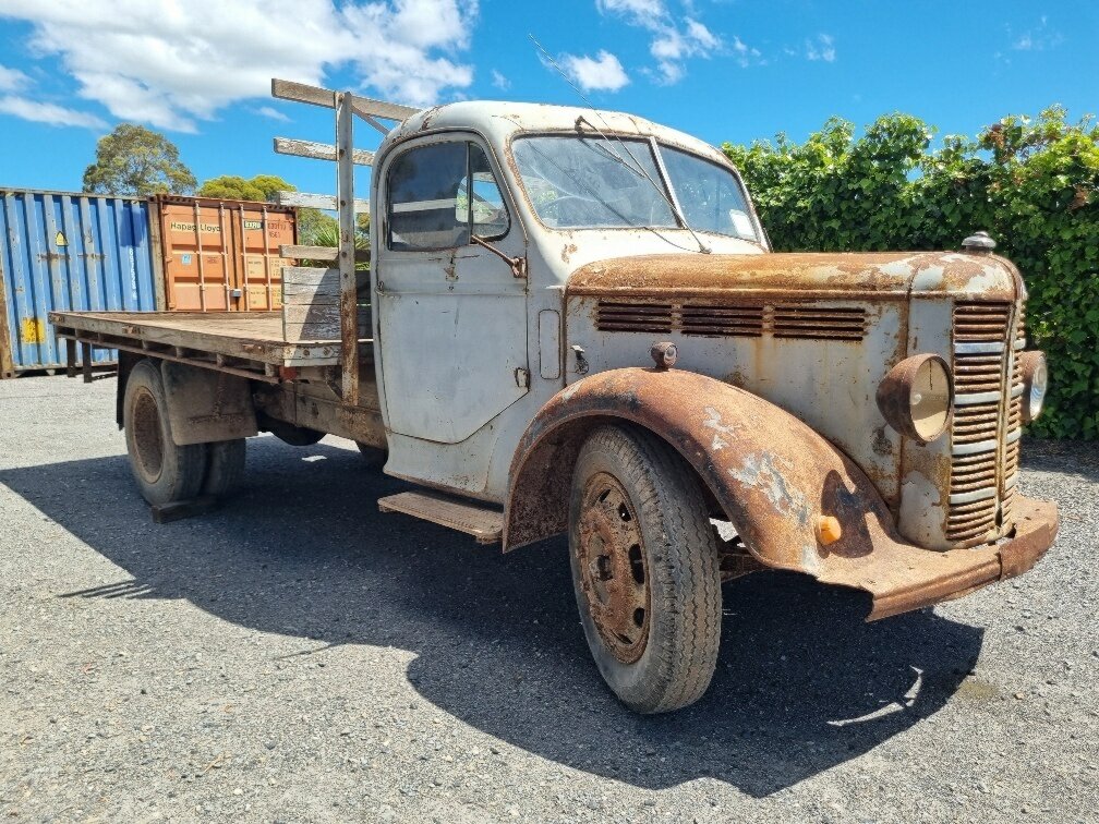 1947 bedford truck