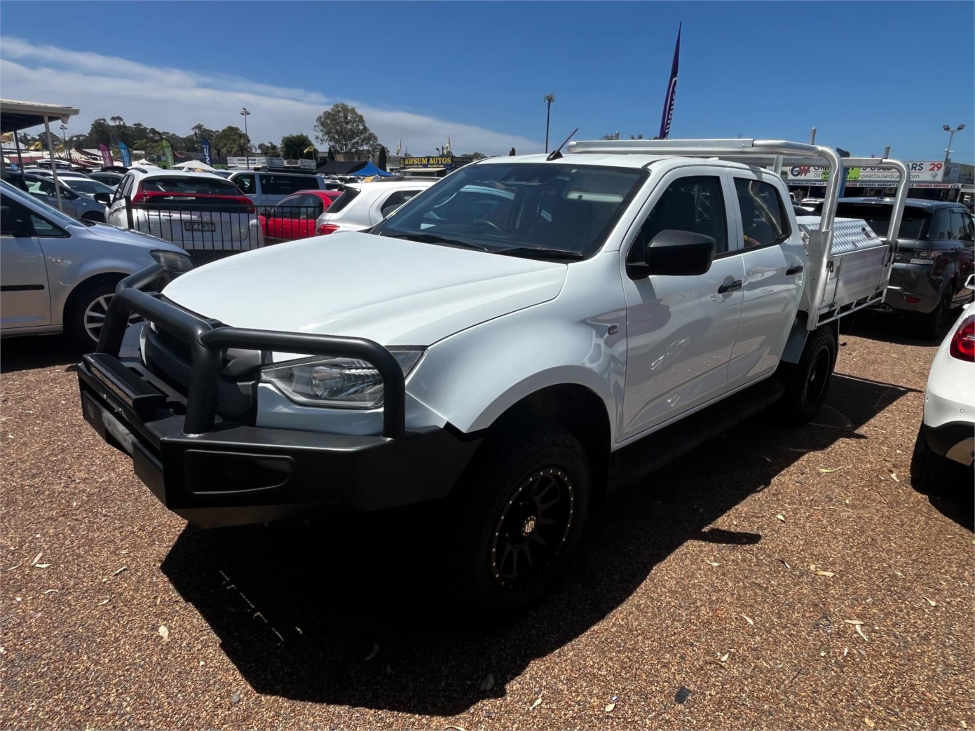 2015 toyota hilux tgn16r workmate automatic cab chassis