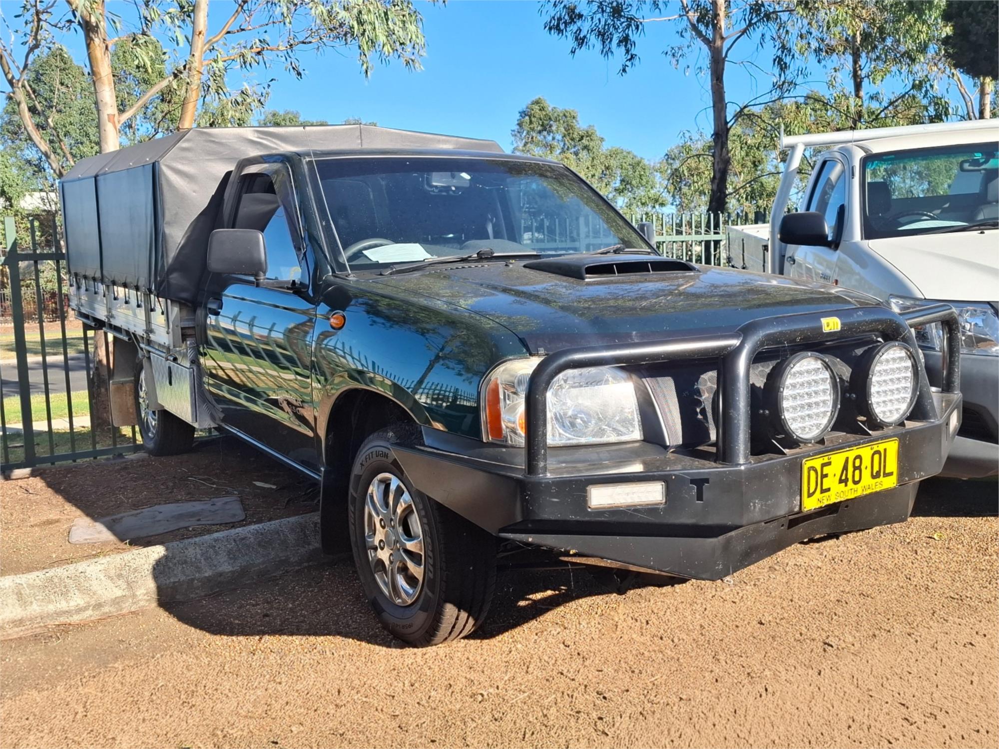 2009 nissan navara d22 dx manual cab chassis