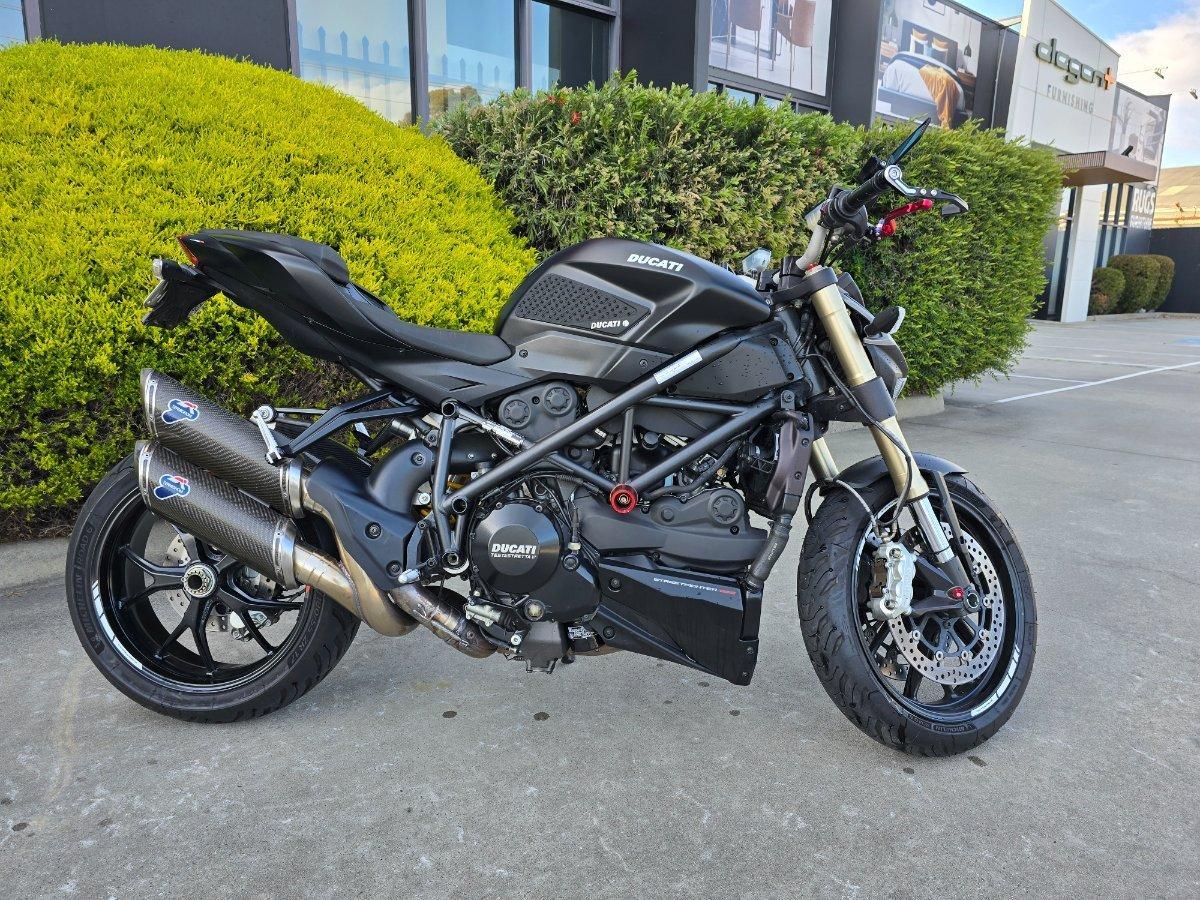 2012 ducati streetfighter 848 sports