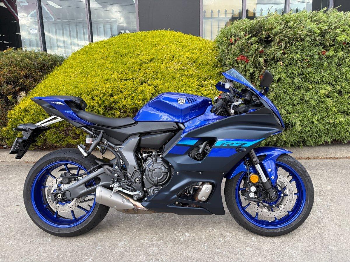 2024 yamaha yzf-r7 ho sports