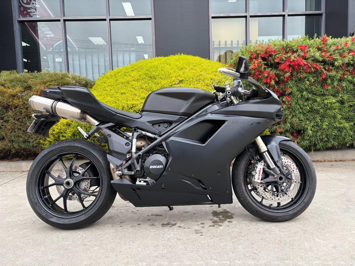2011 ducati 848 evo sports