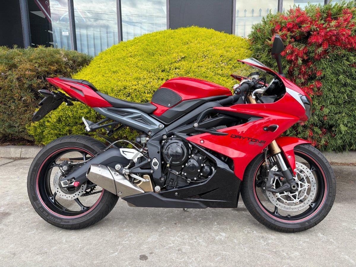 2016 triumph daytona 675 abs sports