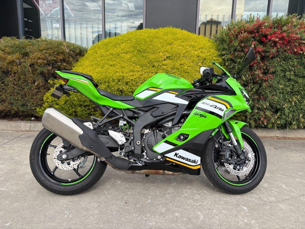 2025 kawasaki ninja zx-4rr krt edition sports